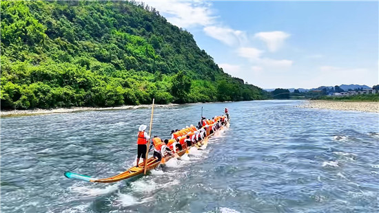 碧江：龙舟入水迎端午 文旅融合兴一方 