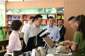 卢雍政赴铜仁市调研