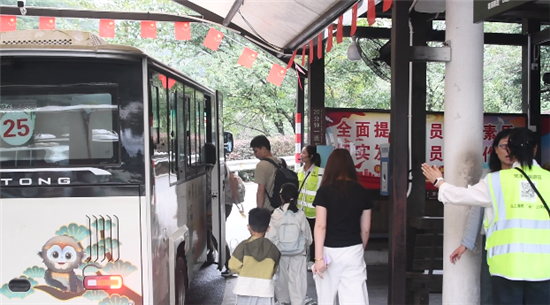 铜仁:景线联动护航游客出行