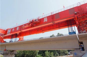 新节点！铜吉铁路全线最长特大桥完成箱梁架设