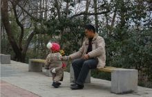 锦江北路人行道变宽了