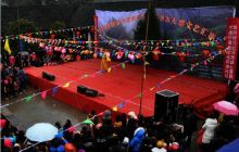 松桃举行“励志助学”活动