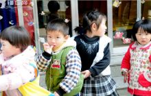 春天开在幼儿园里的花朵