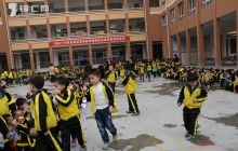 石阡汤山一小开展消防紧急疏散演练活动