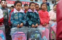 德江500个“爱心书包”关爱留守儿童和贫困学生