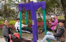 德江人民公园成了市民的游乐园