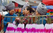 清明节前的苗乡小镇