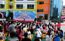 放飞童心，欢庆“六  一”