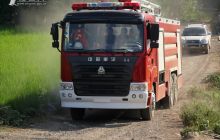 炎热苗乡滴水见真情