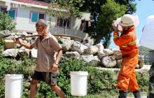 贵州碧江：40℃高温烤焦稻谷玉米 2万余人缺水喝