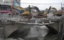 松桃南门桥成功拆除