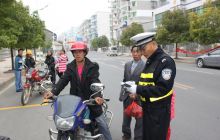 万山摩托车整治初见成效