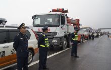 铜仁高管处联合多部门开展隧道交通事故综合应急救援实战演练