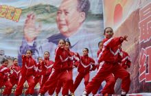 松桃孟溪小学纪念毛泽东诞辰120周年文艺汇演活动