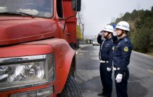 碧江运管深入坝黄镇开展冬季道路交通安全攻坚打非行动