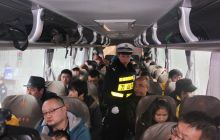 万山区开展冬防春运攻坚及摩托车专项整治行动