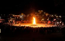 四千驴友铜仁过“春晚”