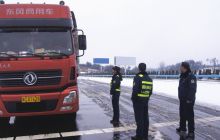 铜仁高管全力投入抗凝保畅一线