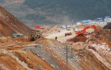 碧江区武陵大道建设热火朝天