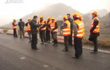 松桃开展多彩贵州·美丽松桃.公路文明行动主题活动