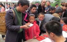 松桃县乌罗镇发放家庭困难寄宿学生生活补助金