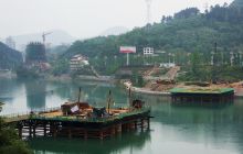 铜玉城际双线高铁正在紧张建设