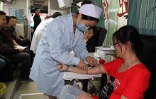 市民政局干部职工踊跃参加无偿献血