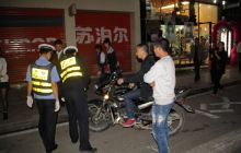 交警开展“两车”酒驾专项整治统一行动