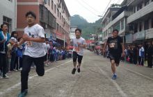 印江县缠溪中学举办夏季田径运动会