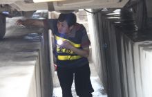 德江县严格执行安检 客运安全有保障