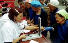 德江县中医院到稳坪镇开展巡回义诊活动