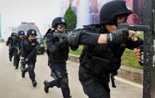 松桃举行“猎鹰一号”反劫制暴反恐实战演练活动