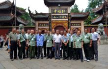 亲切的关怀 深动的感触