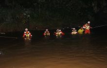 男孩不幸落水遇难 消防官兵成功打捞