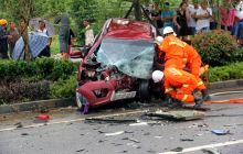 两车相撞 碧江消防紧急施救