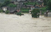 沿河谯家镇山洪暴发6人被困