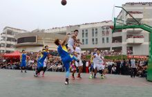 松桃举办职工篮球运动会