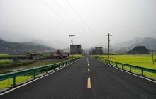 松桃公路部门积极打造美丽乡村生态文明路