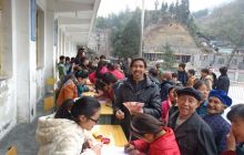 松桃县妙隘乡完小14.85万元情暖贫困学子