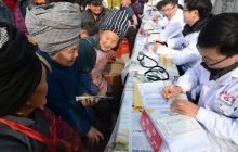 松桃开展义诊下乡活动