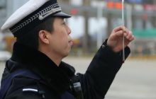 铜仁高速公路部分路段凝冻高速交警全力保畅