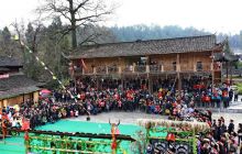 松桃县正大乡在苗王城举行苗族情歌比赛