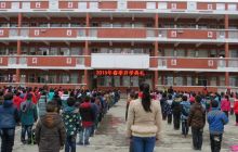 川硐镇青岛小学举行开学典礼安全教育活动