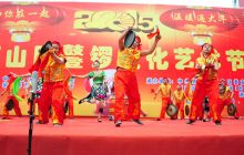 铜仁：侗乡鼟锣庆新春