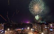 松桃数万群众欢腾元宵之夜