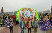 松桃实验幼儿园开展祭英烈活动