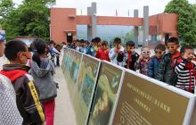 科普大篷车开进了校园