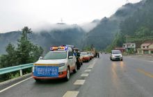 松桃掀起“2015年5月全国首个路政宣传月”活动高潮