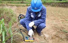 松桃供电局为用户变台“把脉会诊”