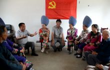 松桃驻村干部进村入户培养致富能手